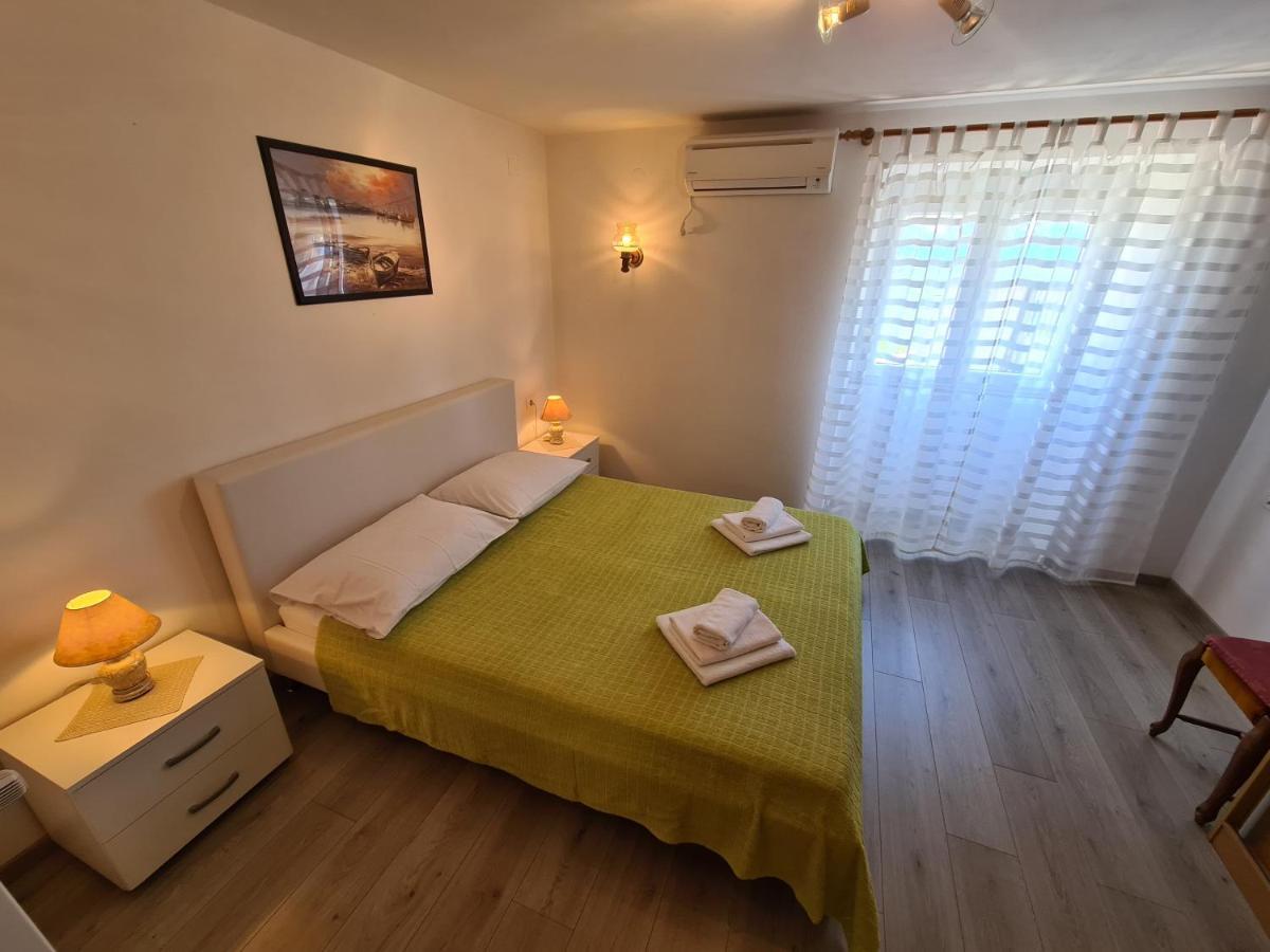 Apartment Cutul Salatić Exteriér fotografie