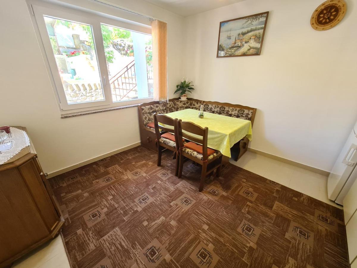 Apartment Cutul Salatić Exteriér fotografie